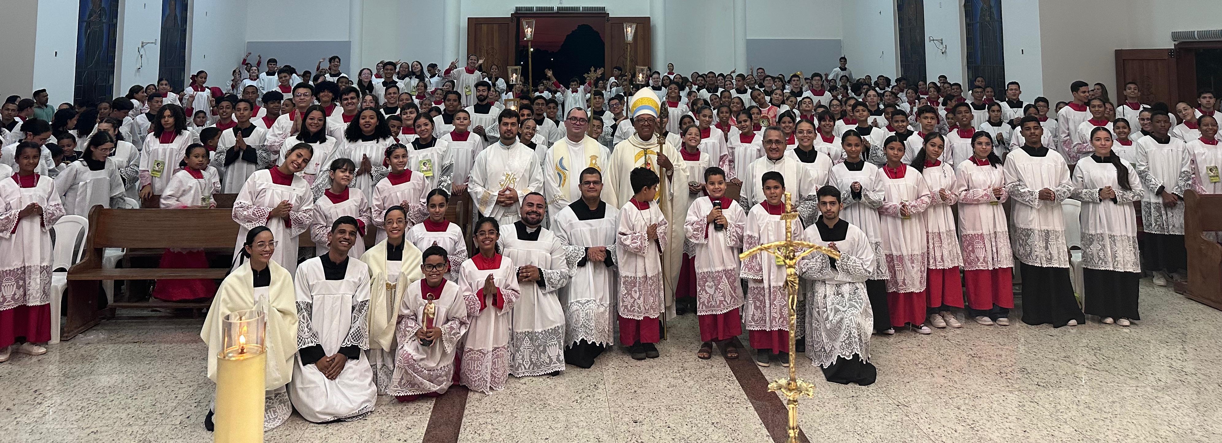 III° ENCONTRO DOS ACÓLITOS & COROINHAS - DIOCESE DE ARAGUAÍNA